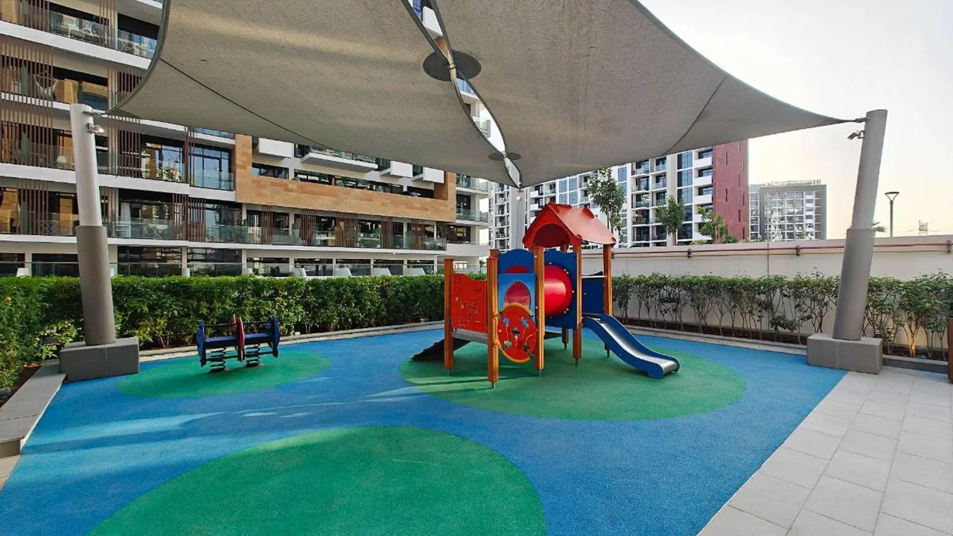 Indulging 1 Bedroom In Azizi Riviera 6 Dubai 0*,