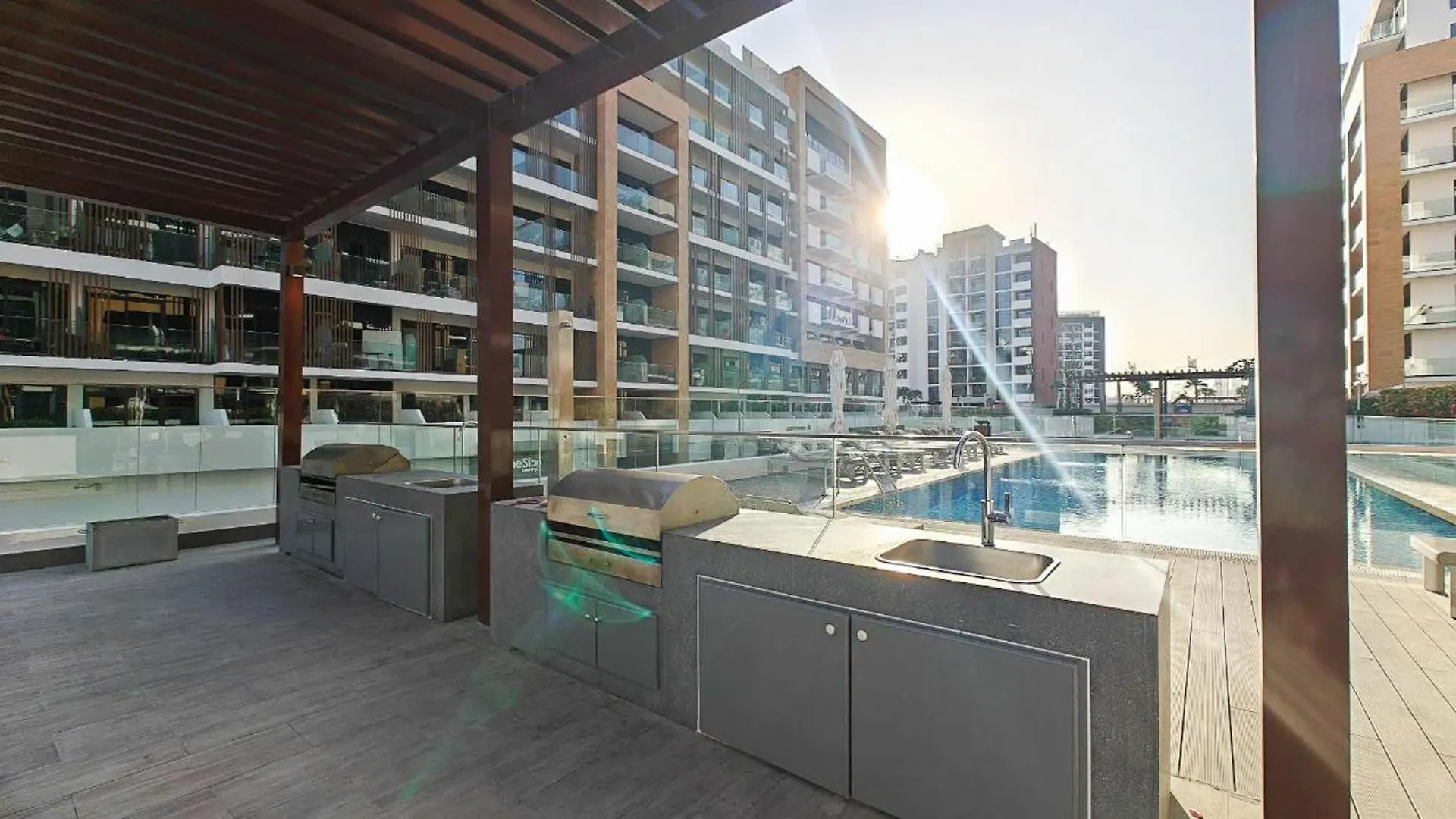 Indulging 1 Bedroom In Azizi Riviera 6 Dubai Apartment