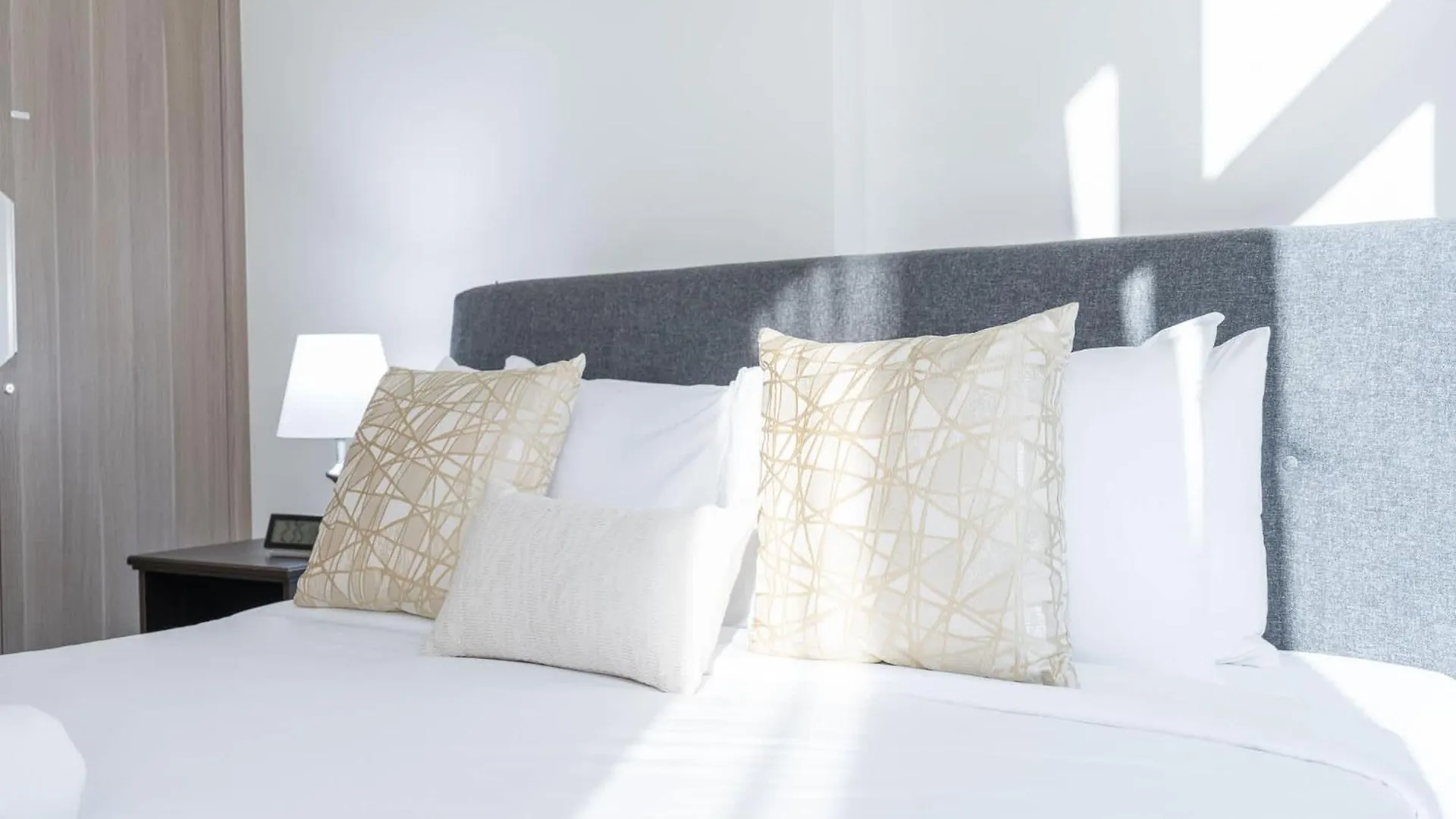 Indulging 1 Bedroom In Azizi Riviera 6 Dubai 0*,