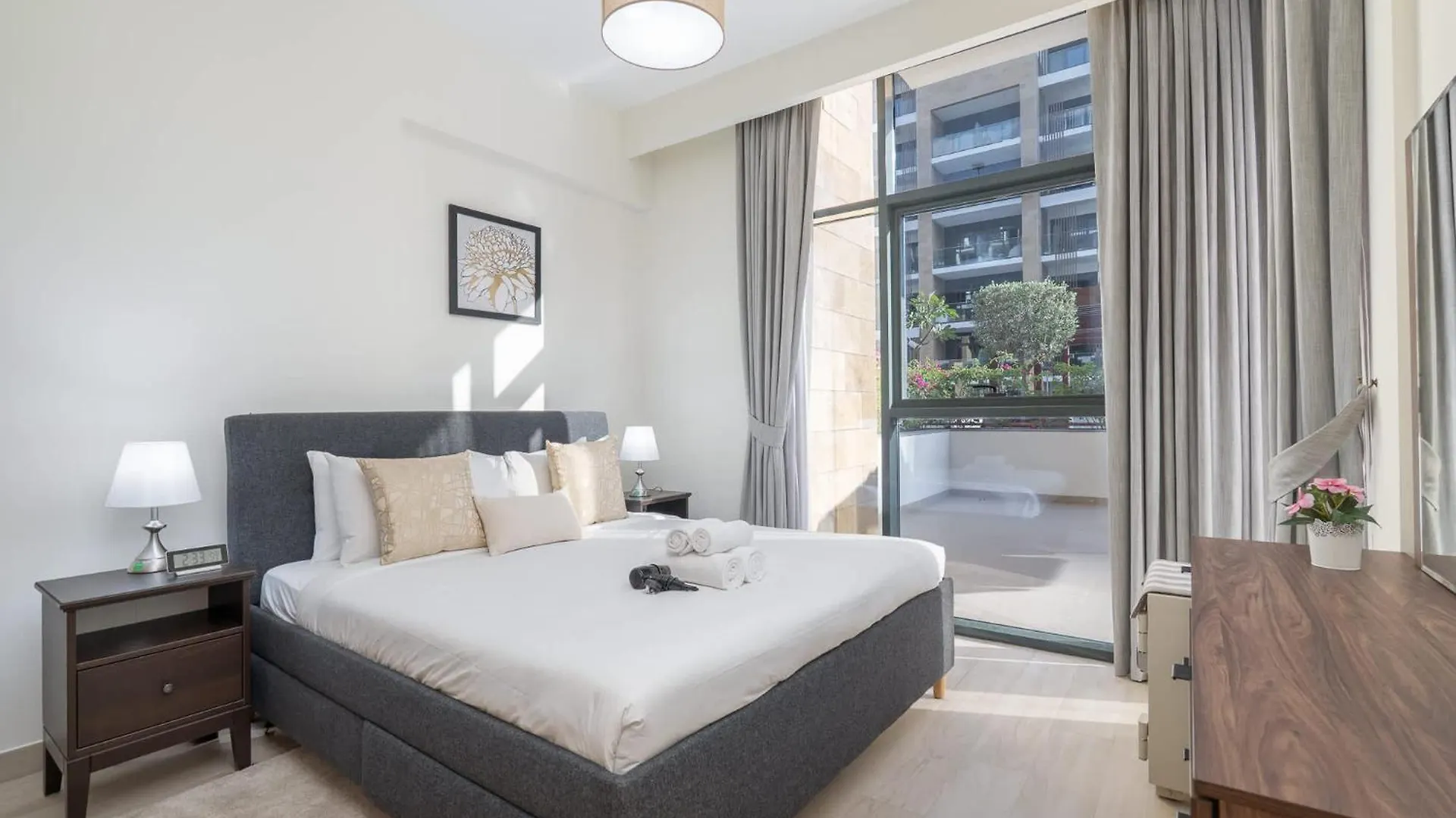 Indulging 1 Bedroom In Azizi Riviera 6 Dubai United Arab Emirates