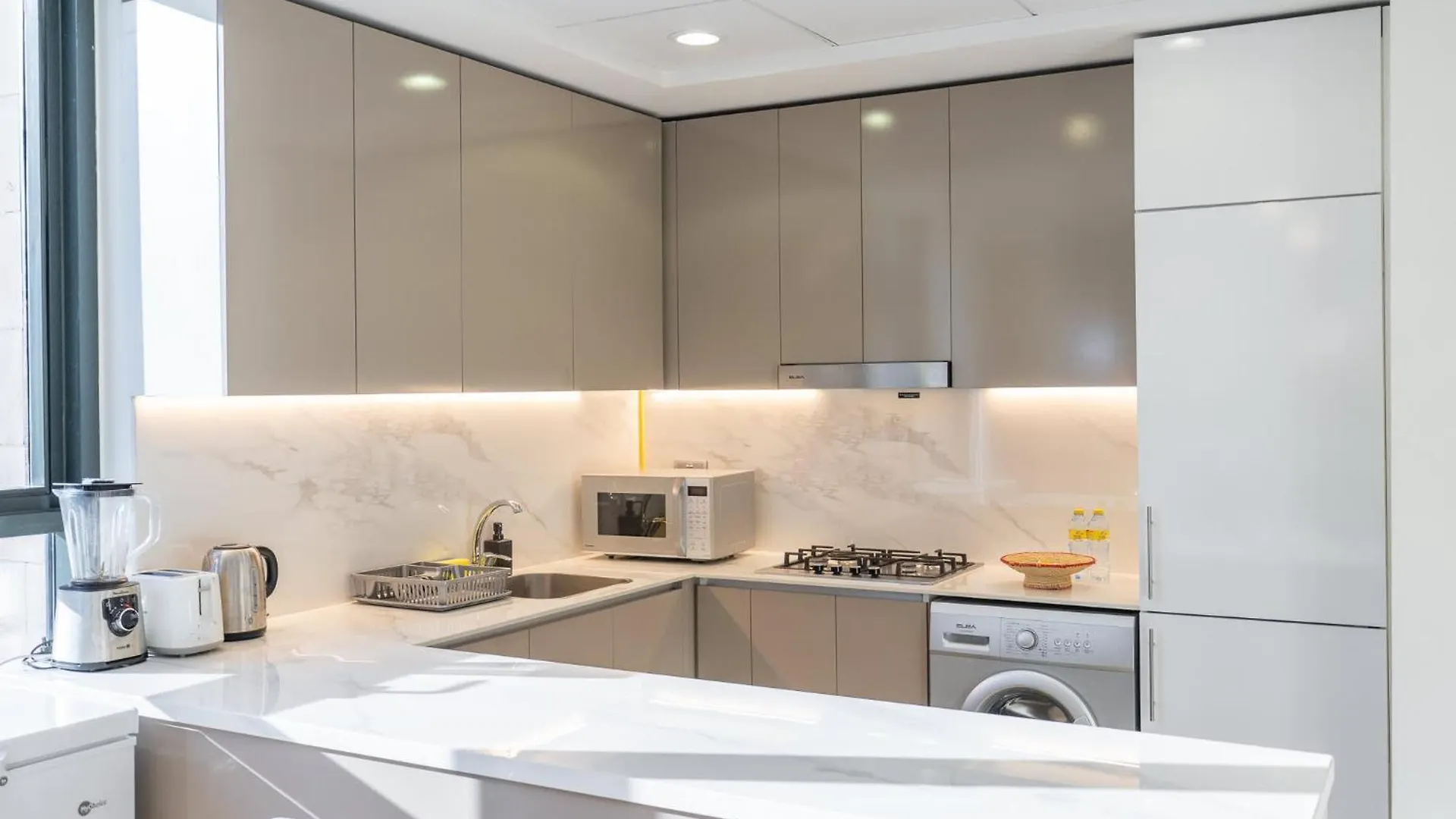 Indulging 1 Bedroom In Azizi Riviera 6 Dubai